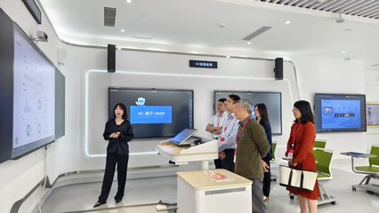 深化校企合作，共謀創新發展——探索電子及通訊設備研發新路徑